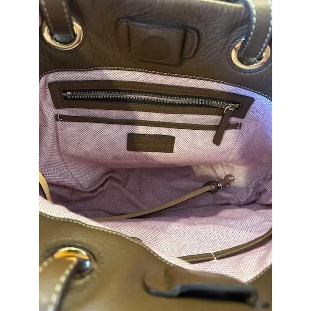 Dooney & Bourke Medium East West Grommet Shopper Tote Shoulder Bag EUC